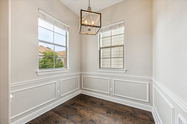 Building Photo - 1408 Birdsall St