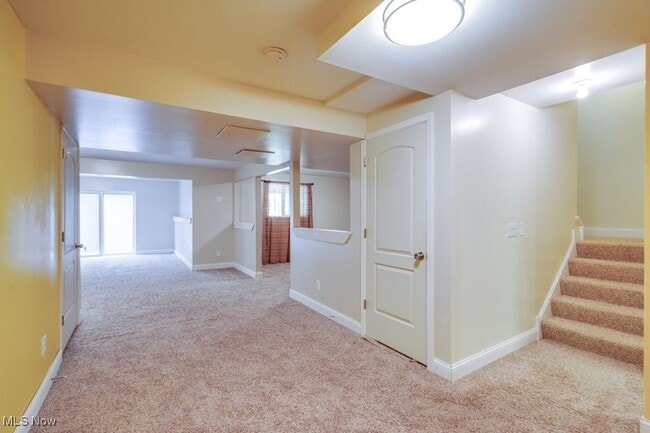 Building Photo - 155 Granite Dr