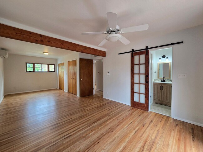 Building Photo - 133 Sereno Dr