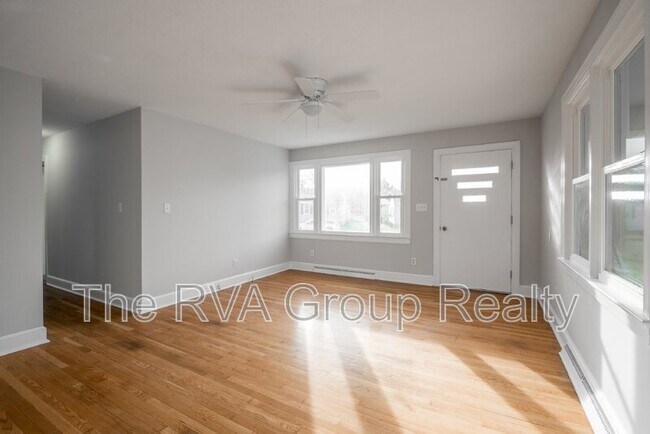 Building Photo - 2407 Bluefield St