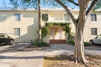 Building Photo - 21 Madeira Ave