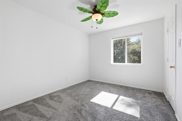 Building Photo - 616 Meadowbrook St