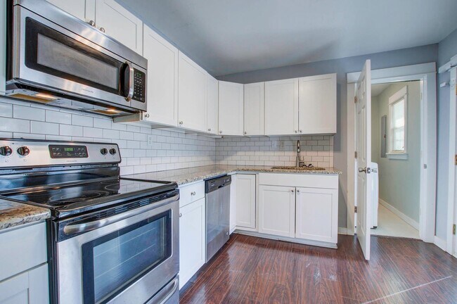 Building Photo - 229 Jean Wells Dr
