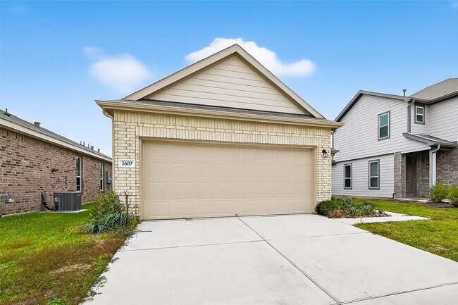 Building Photo - 5607 Grizzly Bear Wy