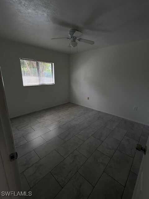 Building Photo - 2700 Park Windsor Dr