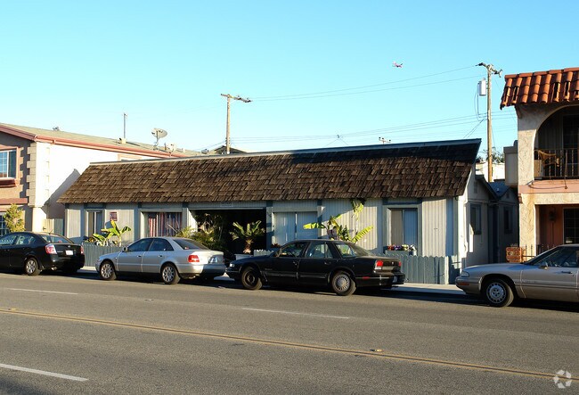 Primary Photo - 310 E Balboa Blvd