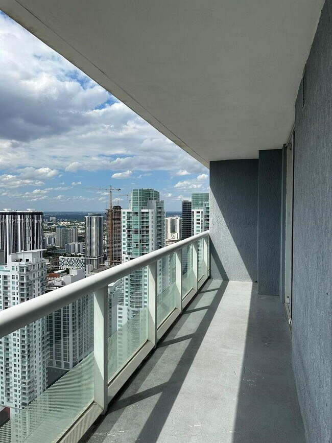 Building Photo - 50 Biscayne Blvd