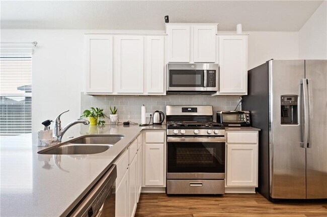 Building Photo - 21317 Wilmiller Ln