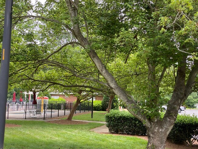 Building Photo - 4700 Ludwell Branch Ct