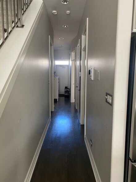 Downstairs Hallway - 1631 N Milwaukee Ave