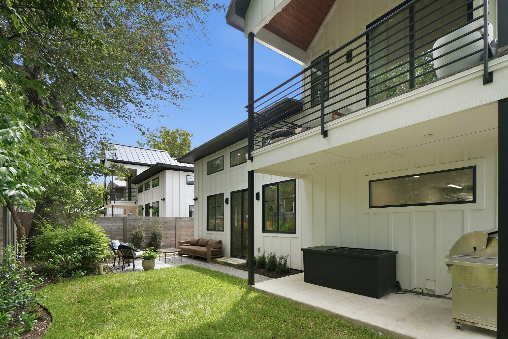 Building Photo - 2711 Stacy Ln