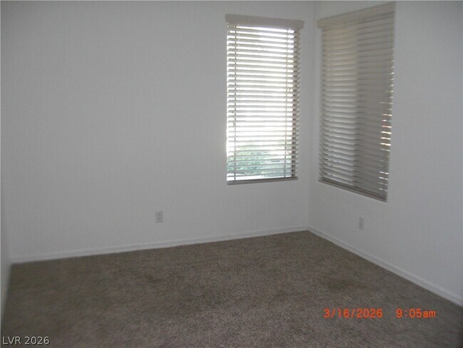 Building Photo - 9 Morninglow Pass