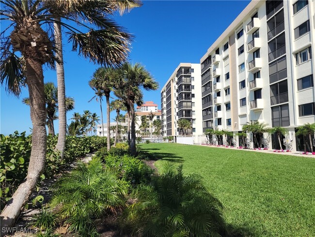 Primary Photo - 10475 Gulf Shore Dr