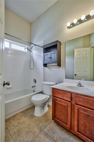 Building Photo - 1701 Kennessaw Dr