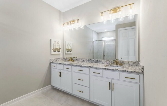 Building Photo - 440 Coral Reef Pl