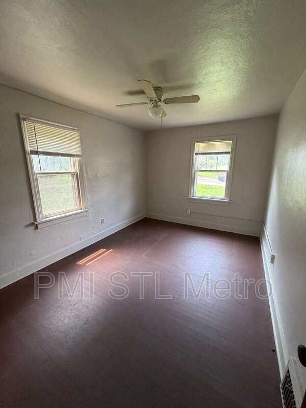 Building Photo - 5336 Fletcher St