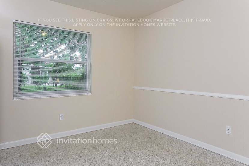 Building Photo - 1710 Puritan Ave