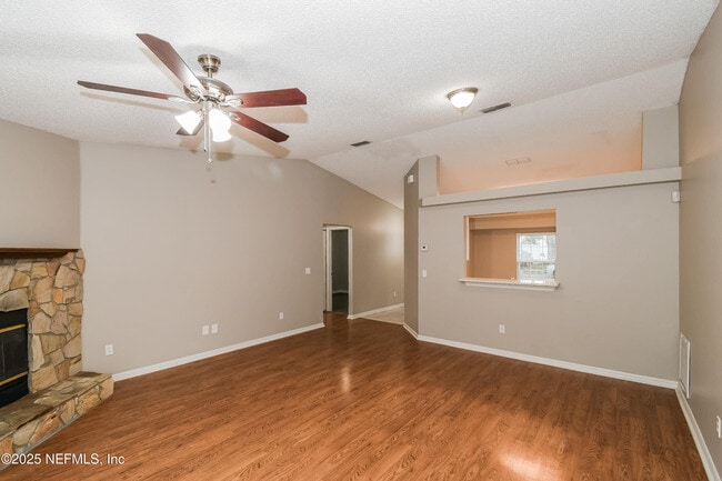 Building Photo - 8155 Teaticket Dr