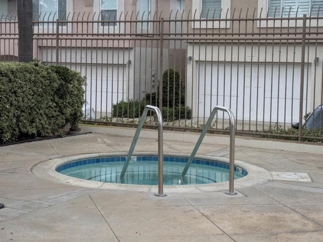 Building Photo - 11861 Spruce Run Dr