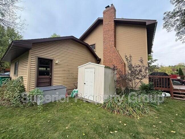 Building Photo - 5206 Summer Trail Rd