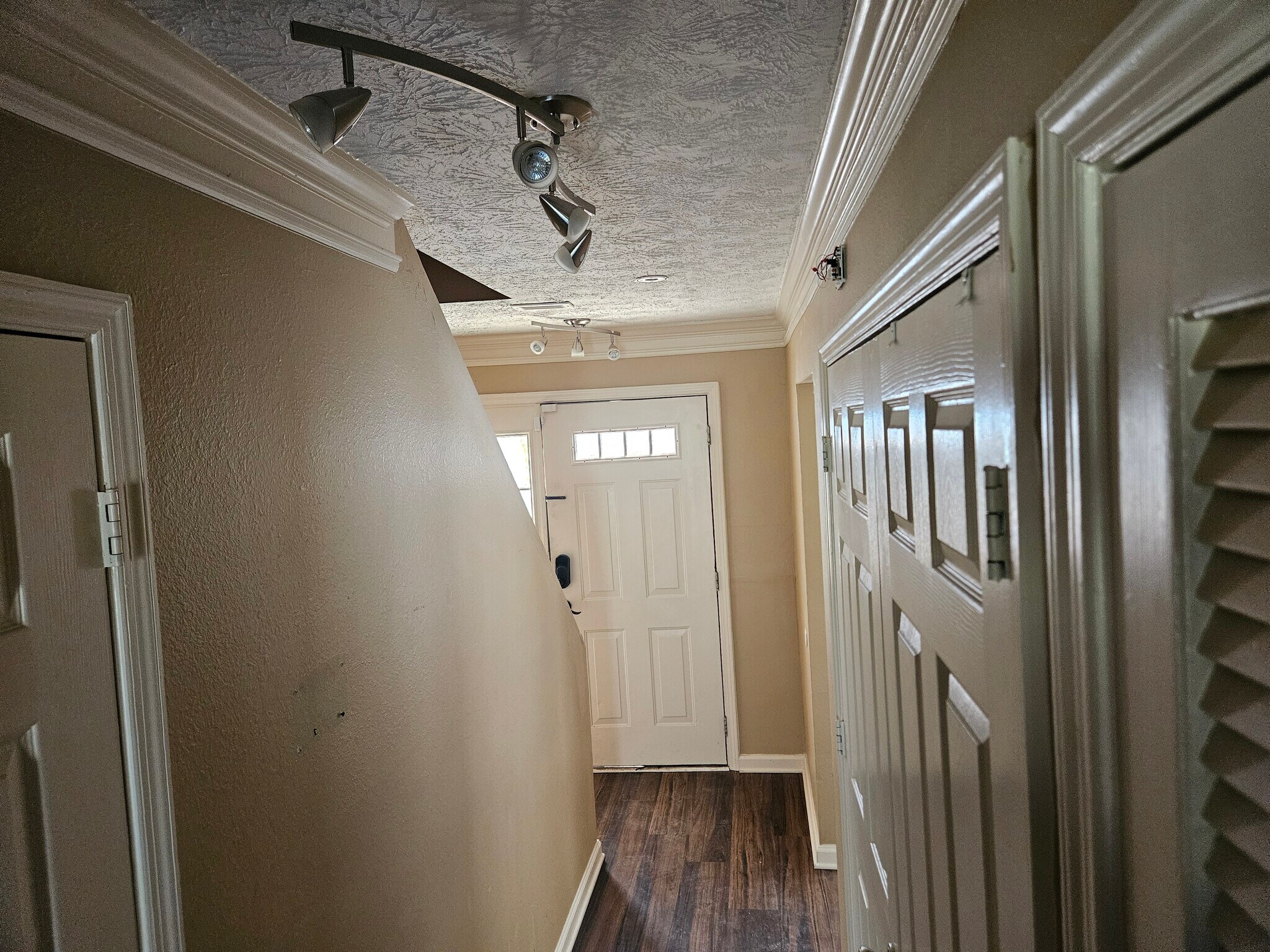 Building Photo - 3835 Conley Downs Dr