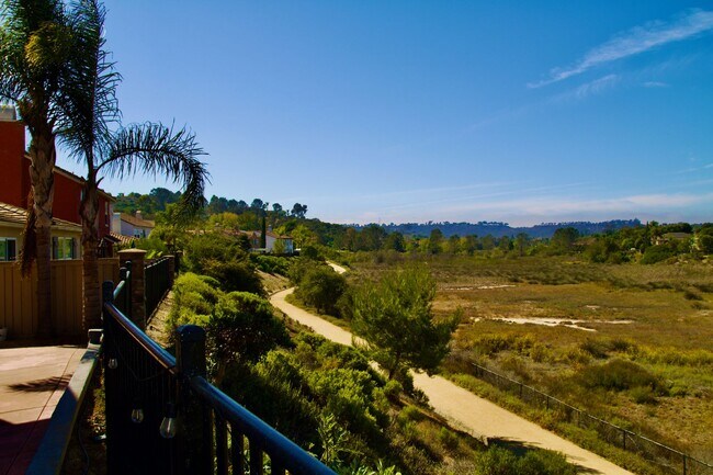 Building Photo - Carlsbad Arroyo Retreat