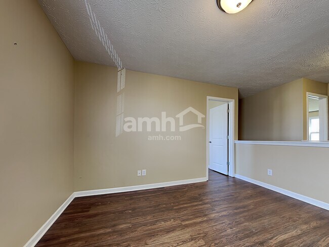 Building Photo - 1621 Wagner Dr