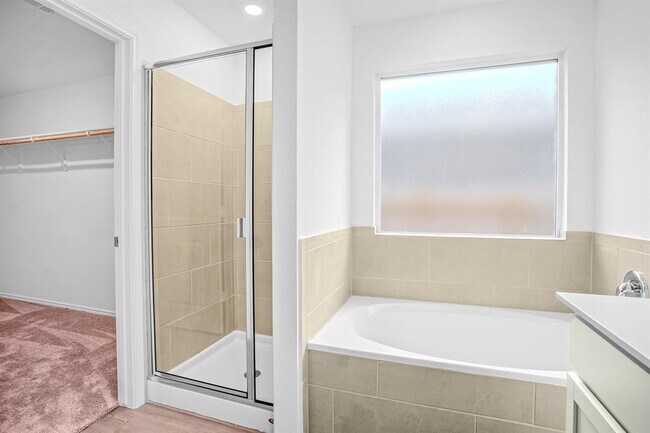 Building Photo - 113 Imola St