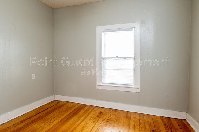 Building Photo - 149 S Richmond Ave