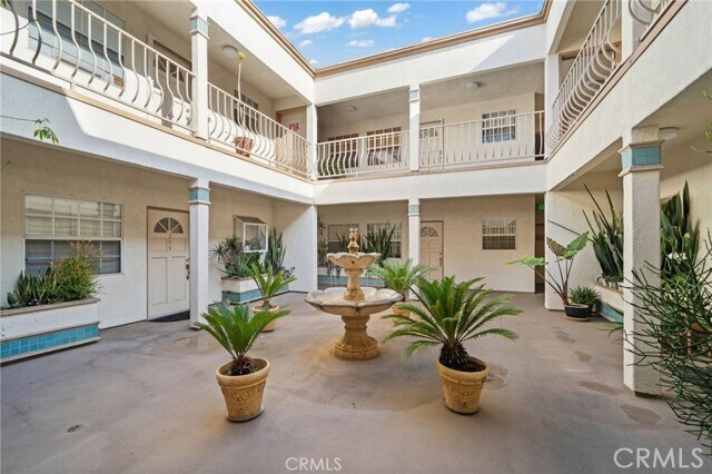 Building Photo - 1145 Roswell Ave