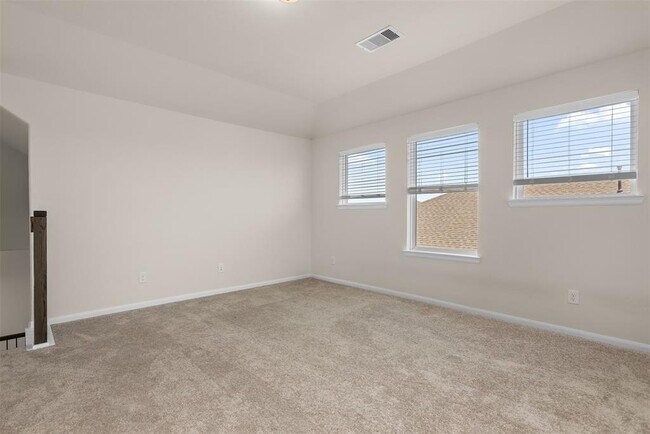 Building Photo - 2701 Bayrose Dr