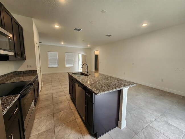 Building Photo - 14055 SW 48th Avenue Rd