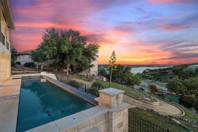 Building Photo - 17813 Kingfisher Ridge Dr