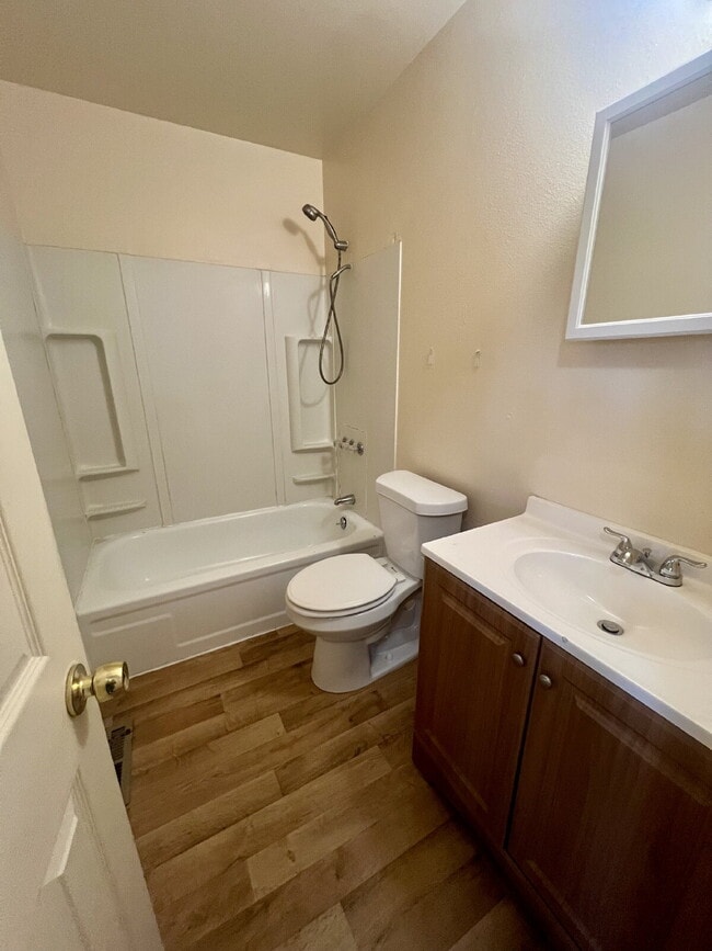 Building Photo - Three bedroom now ready