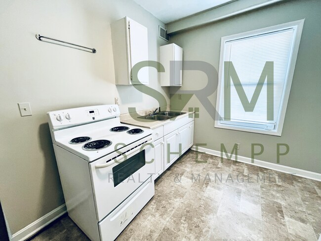 Building Photo - 307 Woodbine St