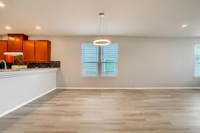 Building Photo - 7308 Altidore Dr