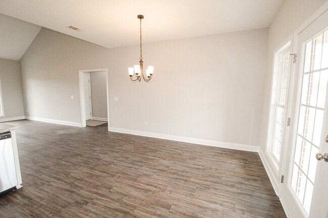 Building Photo - 312 Old Rockdale