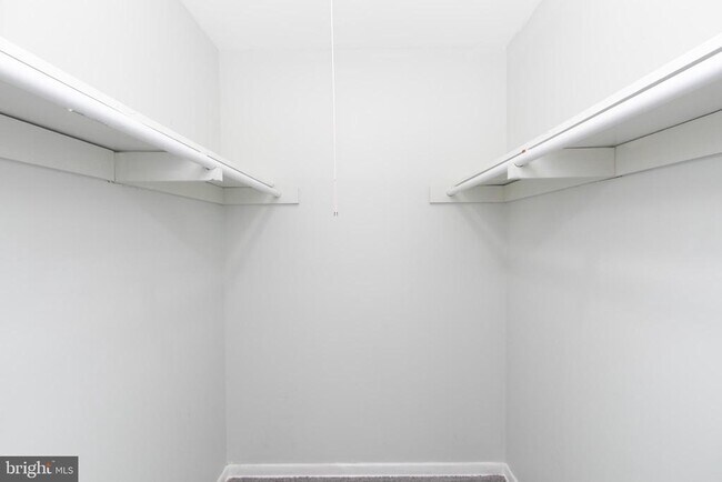 Building Photo - 332 Woodbine St