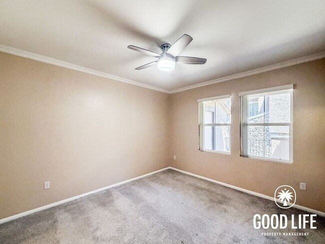 Building Photo - 10880 Serafina Ln