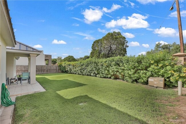 Building Photo - 37 Providence Ave