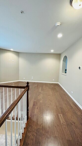 Living room - 1164 Evergreen Ave