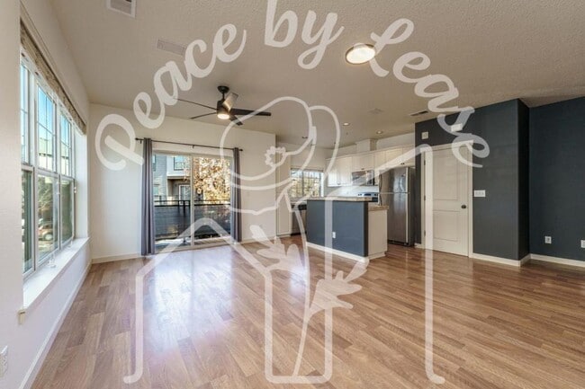 Building Photo - 8838 NE Brentford Way