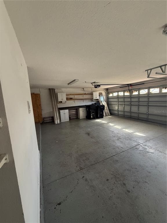 Building Photo - 10029 Chardonnay Dr