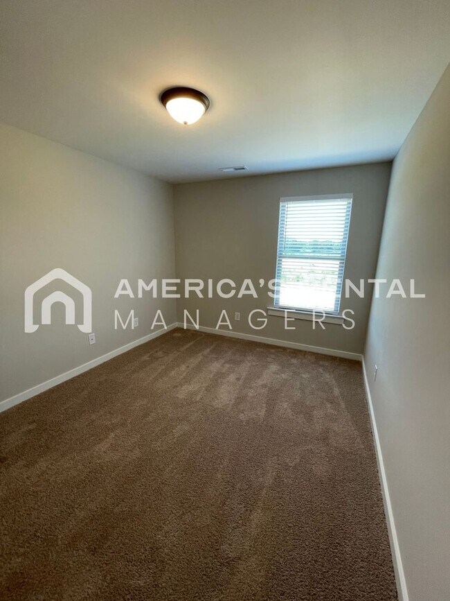 Building Photo - Home for Rent in Cullman, AL!! Available to View Now!!! SIGN A 13 MONTH LEASE BY 01/15/26 TO RECE...