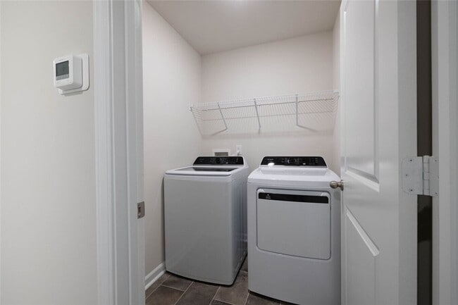 Building Photo - 111 Pendleton Place Way