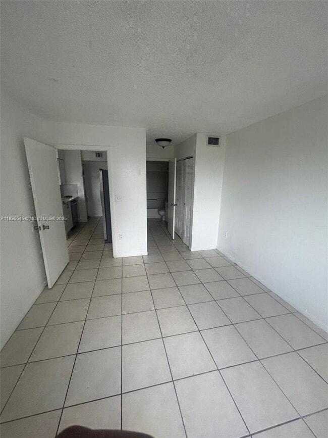 Building Photo - 15231 SW 80th St