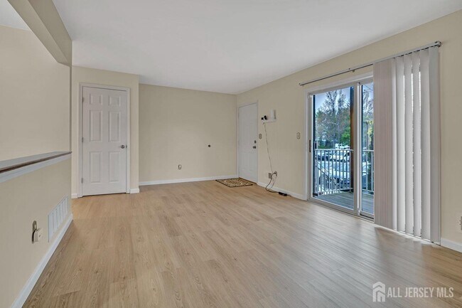 Building Photo - 4517 Birchwood Ct