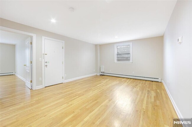 Building Photo - 56 Woodward Ave