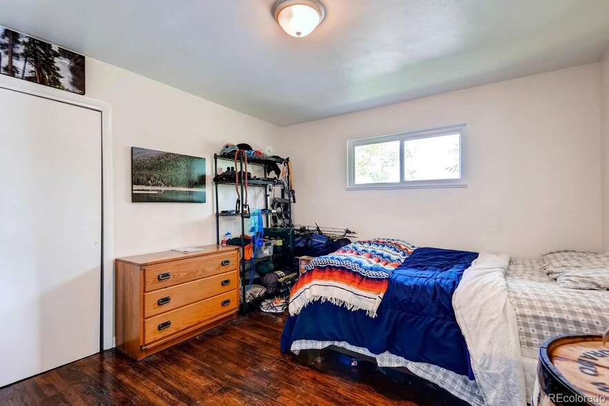 Bedroom 2 - 2838 Xavier St