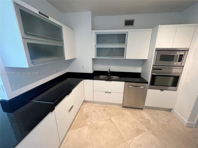 Building Photo - 400 Alton Rd